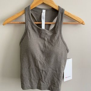 Ebb to Street RB Crop Tank in Rover sz8